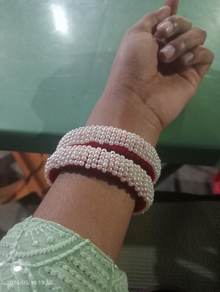 Classic White Pearl & Red Base Bangle Set